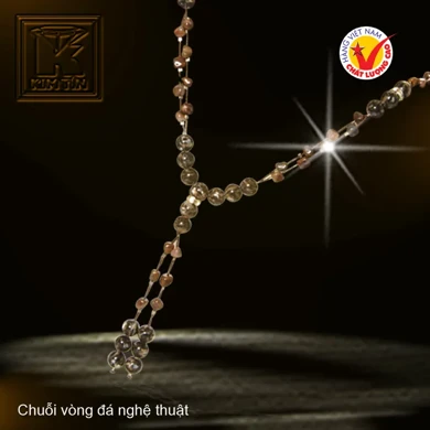 Chuỗi vòng đá nghệ thuật 
