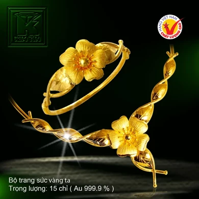 Lắc đúc hoa vàng 24K