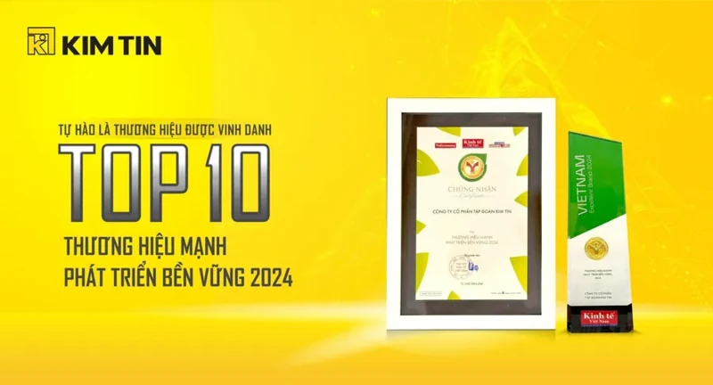 Tổng Giám đốc Cao Kim Trọng tiếp kiến Chủ tịch nước Trần Đại Quang và đón nhận giải thưởng Top 10 DOANH NGHIỆP HỘI NHẬP VÀ PHÁT TRIỂN - DOANH NHÂN QUỐC TẾ