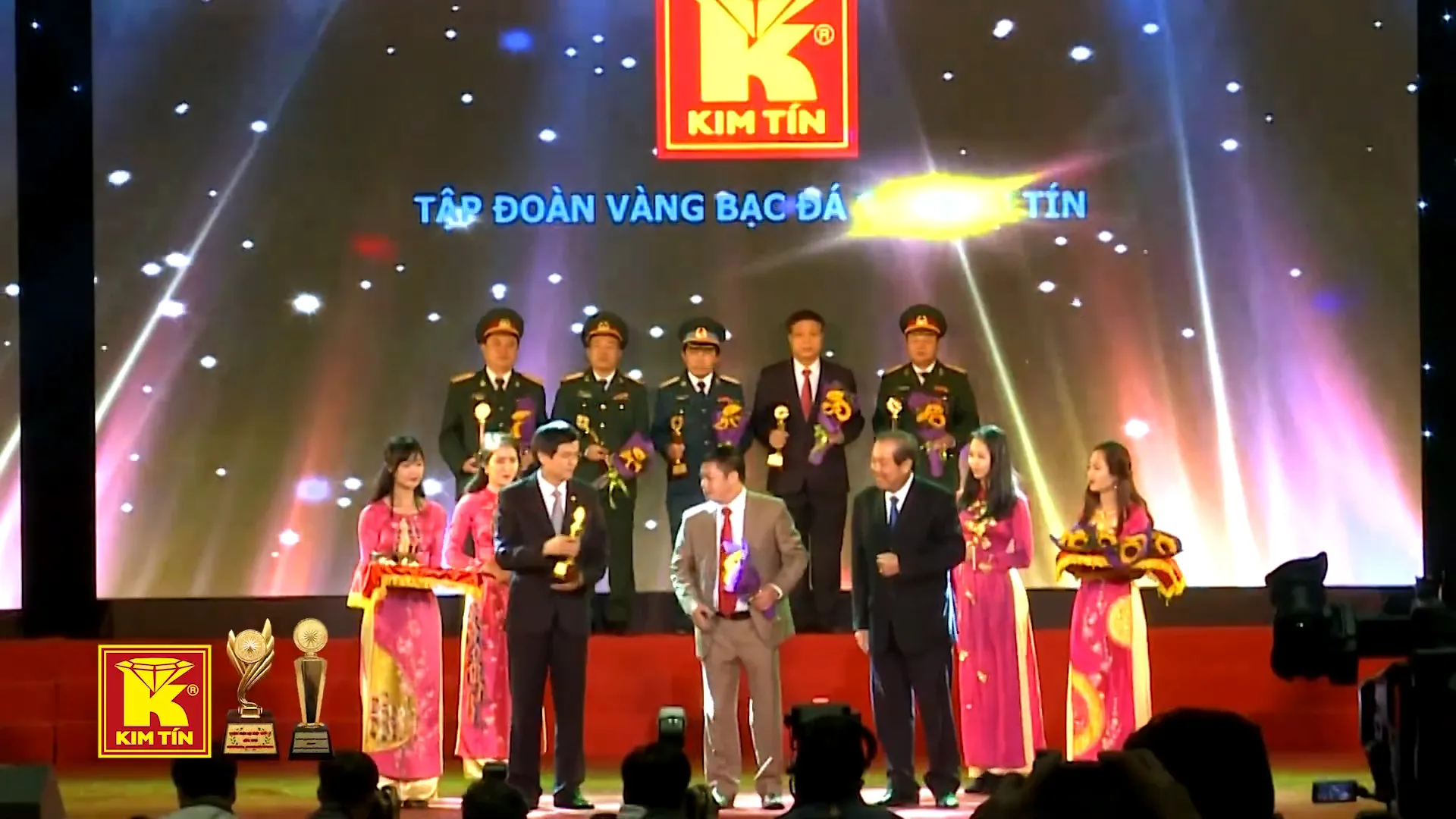 KIM TÍN - CÚP VÀNG: DOANH NGHIỆP HỘI NHẬP VÀ PHÁT TRIỂN VIỆT NAM !